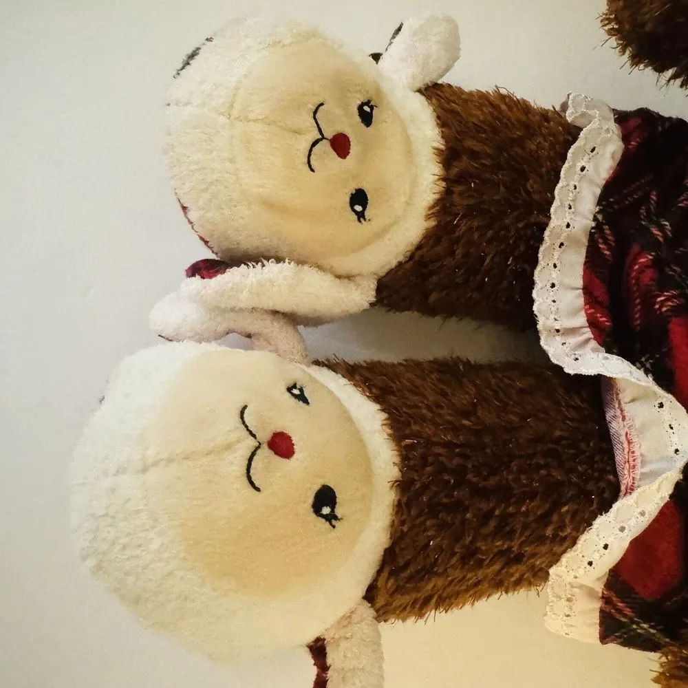 Vtg Y2k 2004 Childrens Place TCP Christmas Girl Teddy Bear Red Plaid Gown Brown